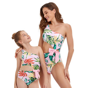 🎉Spring Sale 50% Off - Bowknot One-Piece Backless Mommy and Me Swimsuit